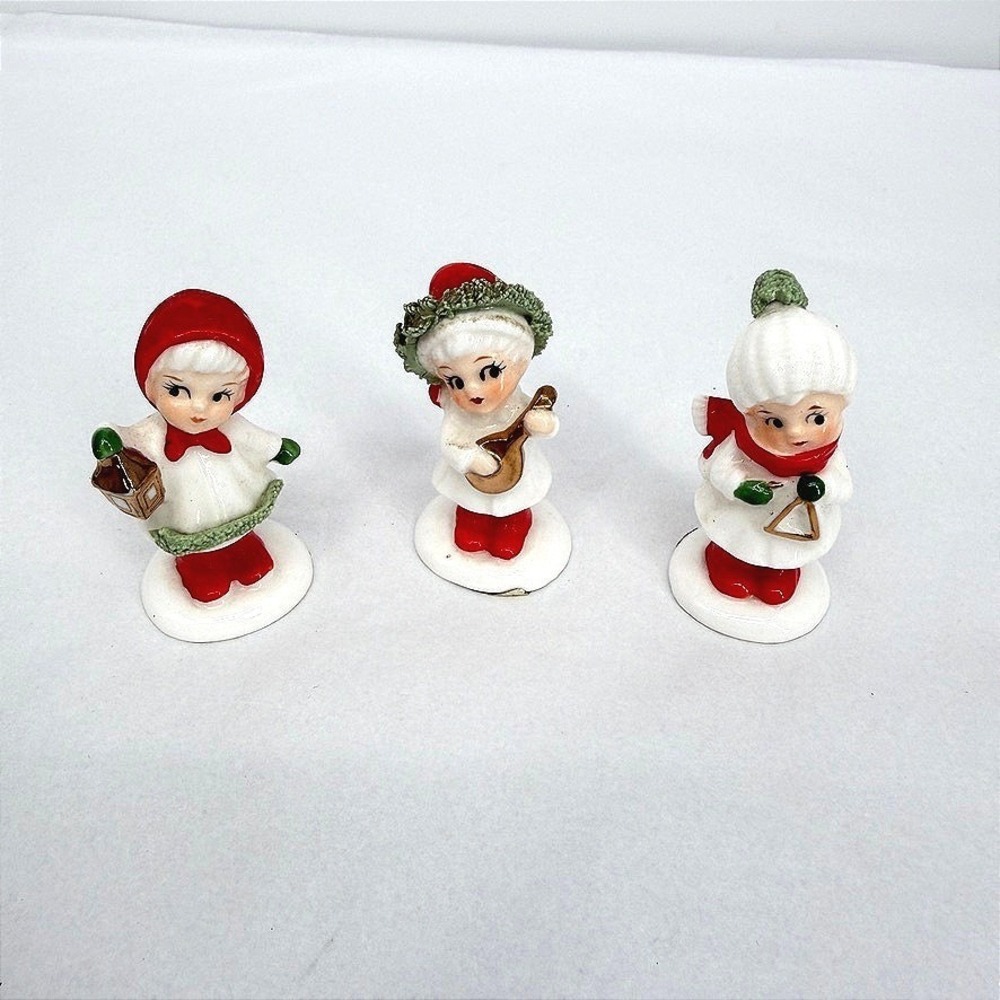 VTG Napcoware Spaghetti Figures Porcelain SET of 3 Girls Christmas‎ Miniatures